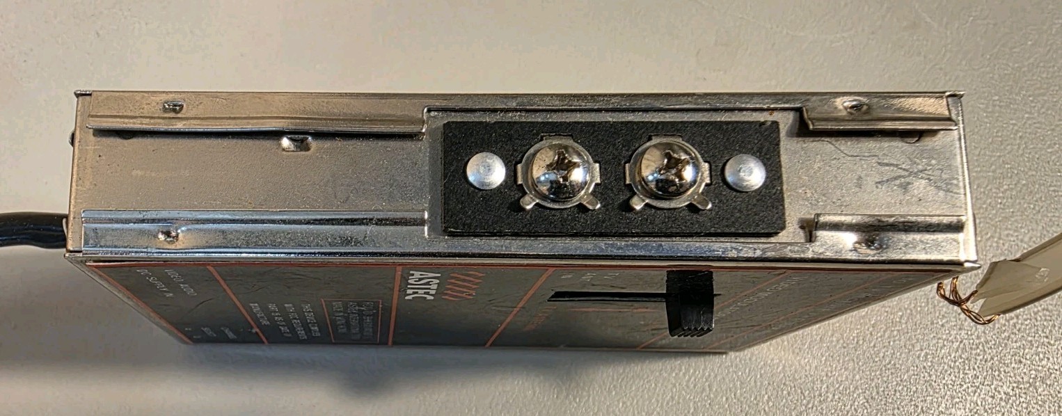 RF Adapter Video Modulator UM 1381-1 TI-99 / 4A for Texas Instruments Computer