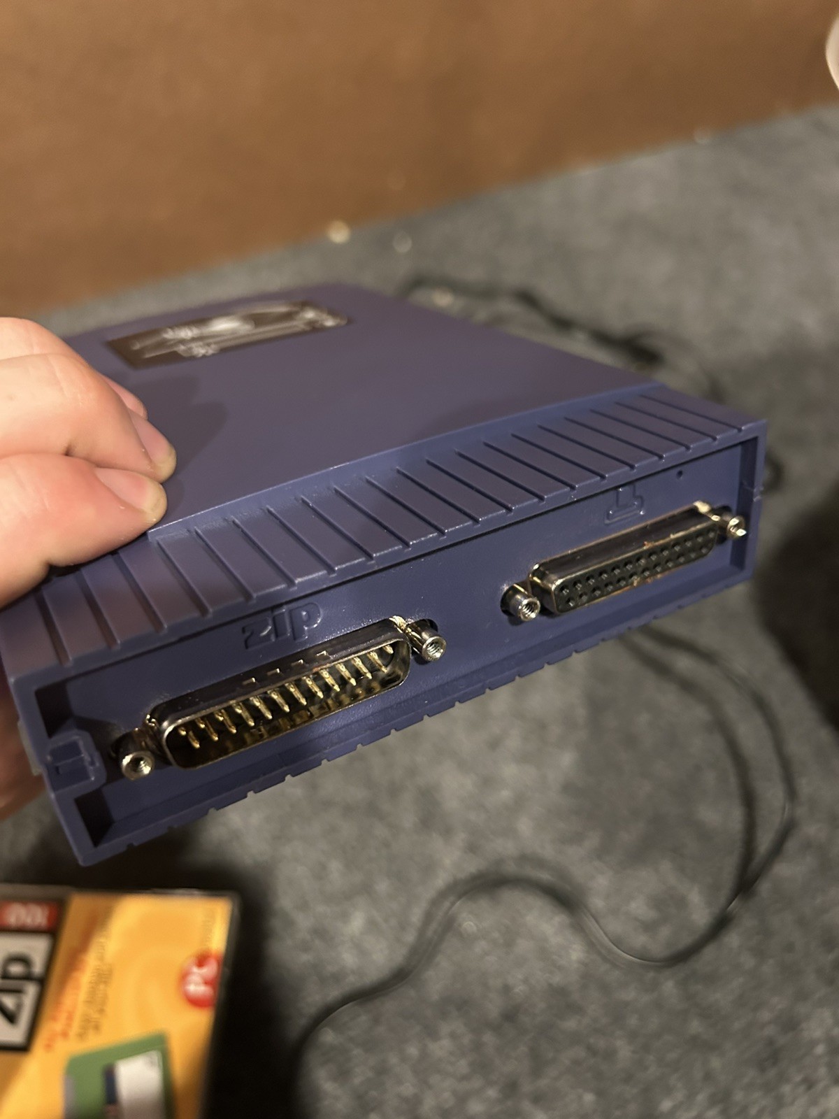 Iomega Zip 100 External Parallel Port Zip Drive Z100P2