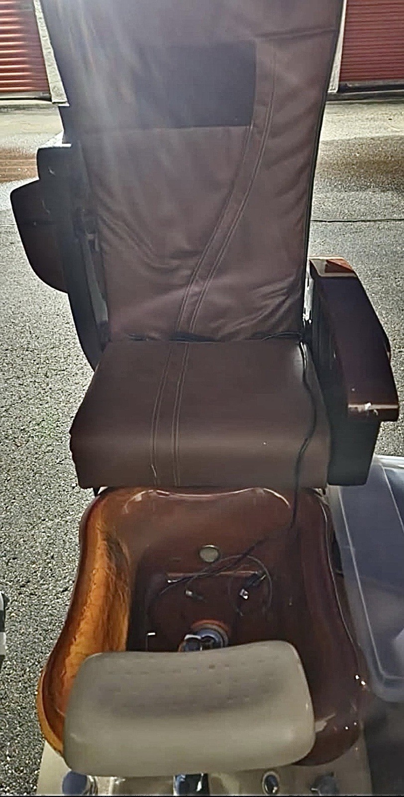 Salon Chair