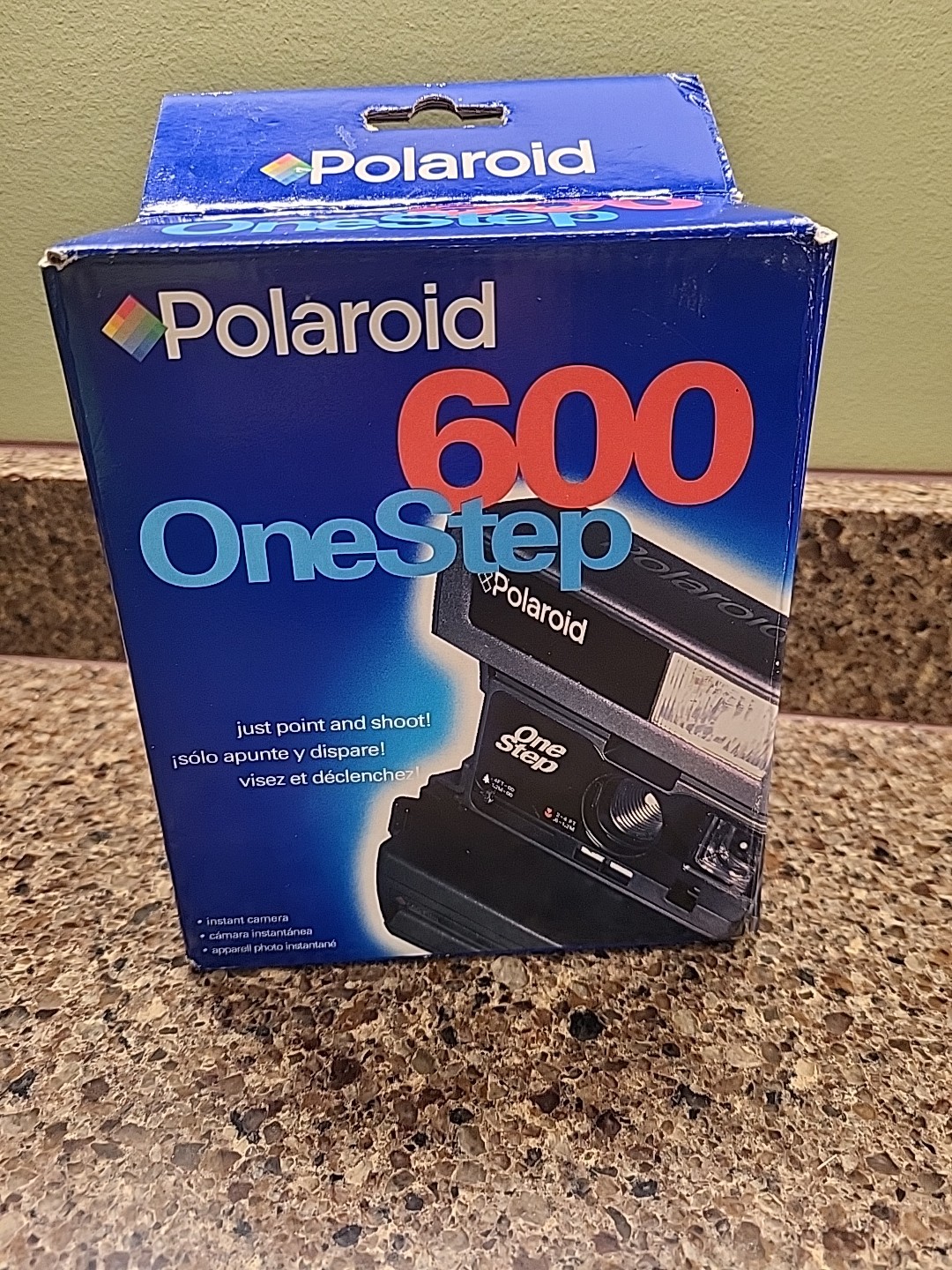 Polaroid 600 One Step Express Instant Film Camera NEW IN BOX Open Box
