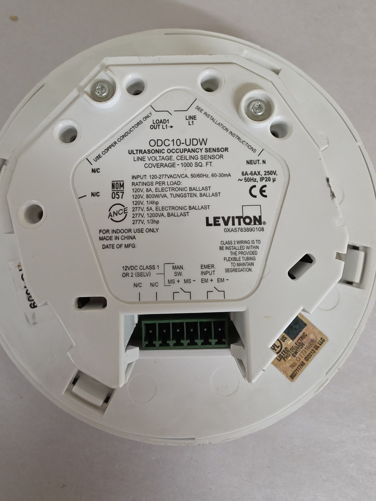 Leviton ODC10UDW ODC Series 1000 Sq. Ft. Ceiling Mount Occupancy Sensor. Preowne