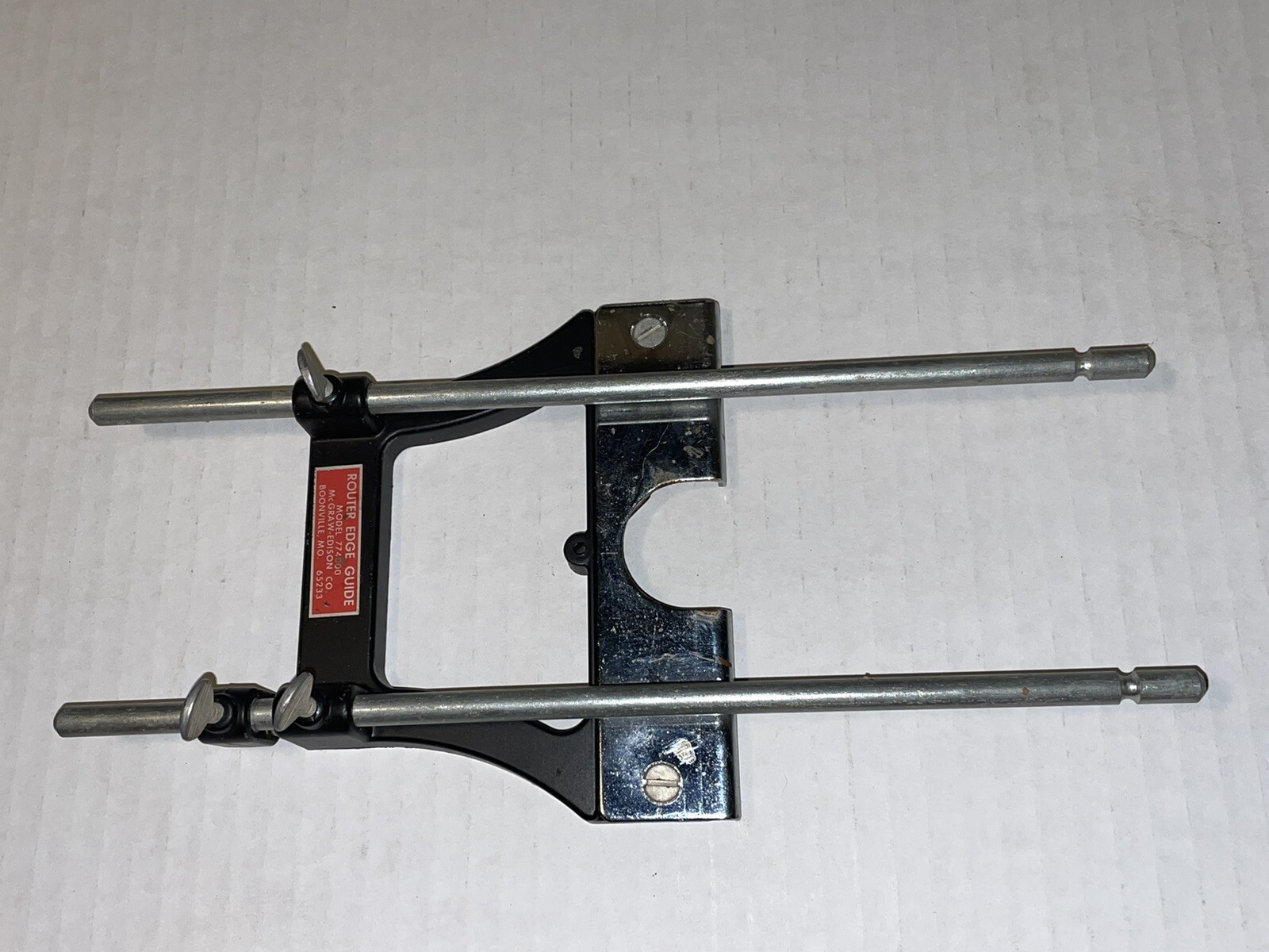 McGraw-Edison ROUTER EDGE GUIDE Model 774000 Casting # B922-23