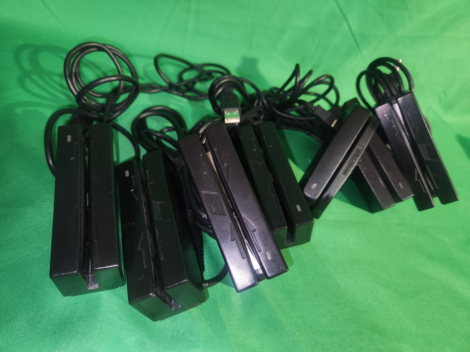 Lot of 7* Magtek USB  Swipe Card Reader 21073062, 21040140 Tested for Power