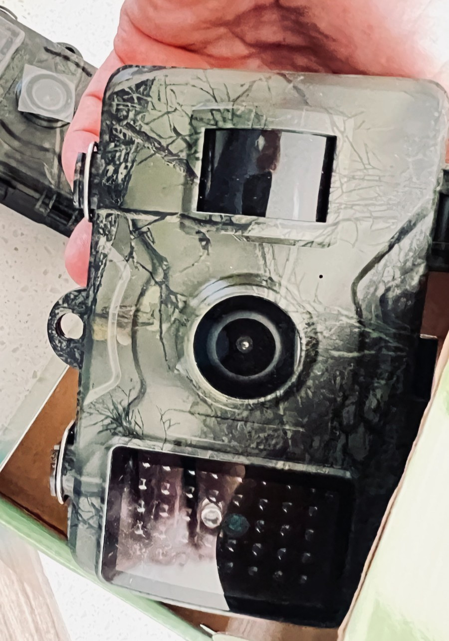 3 Trail Cameras Water Proof 16 Meg WildLife