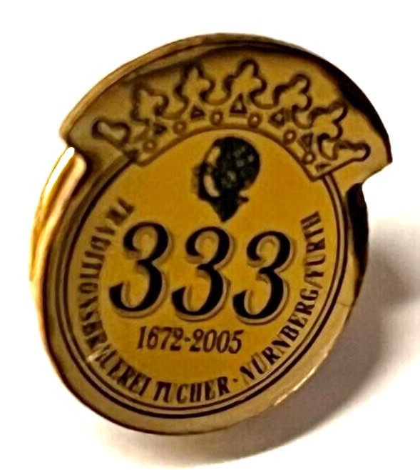 Tucher Beer 333 Years 1672-2005 Pin (H27)