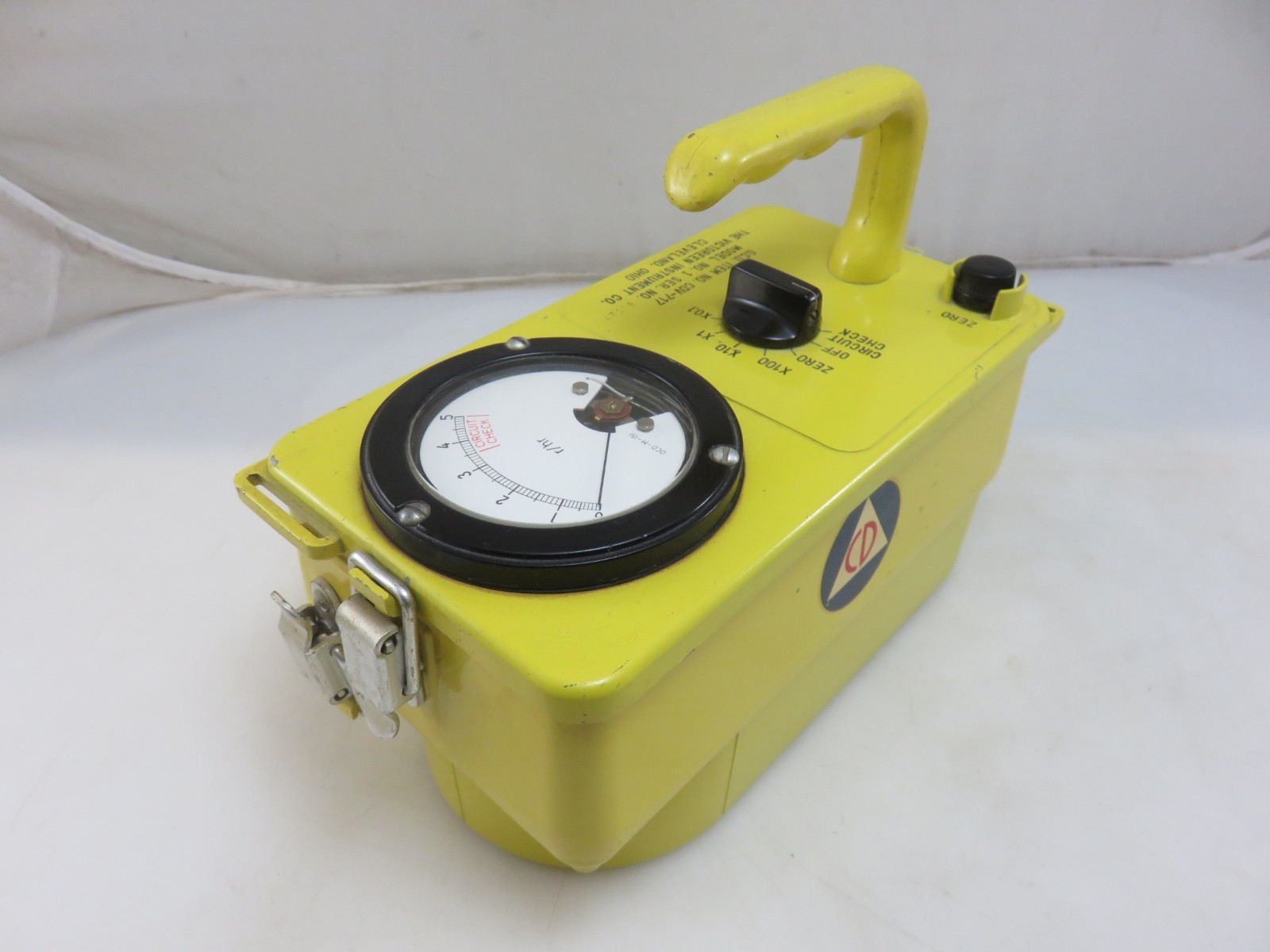 Victoreen CDV-717 Model 1 Radiation Detector Meter Geiger Counter *PARTS ONLY*