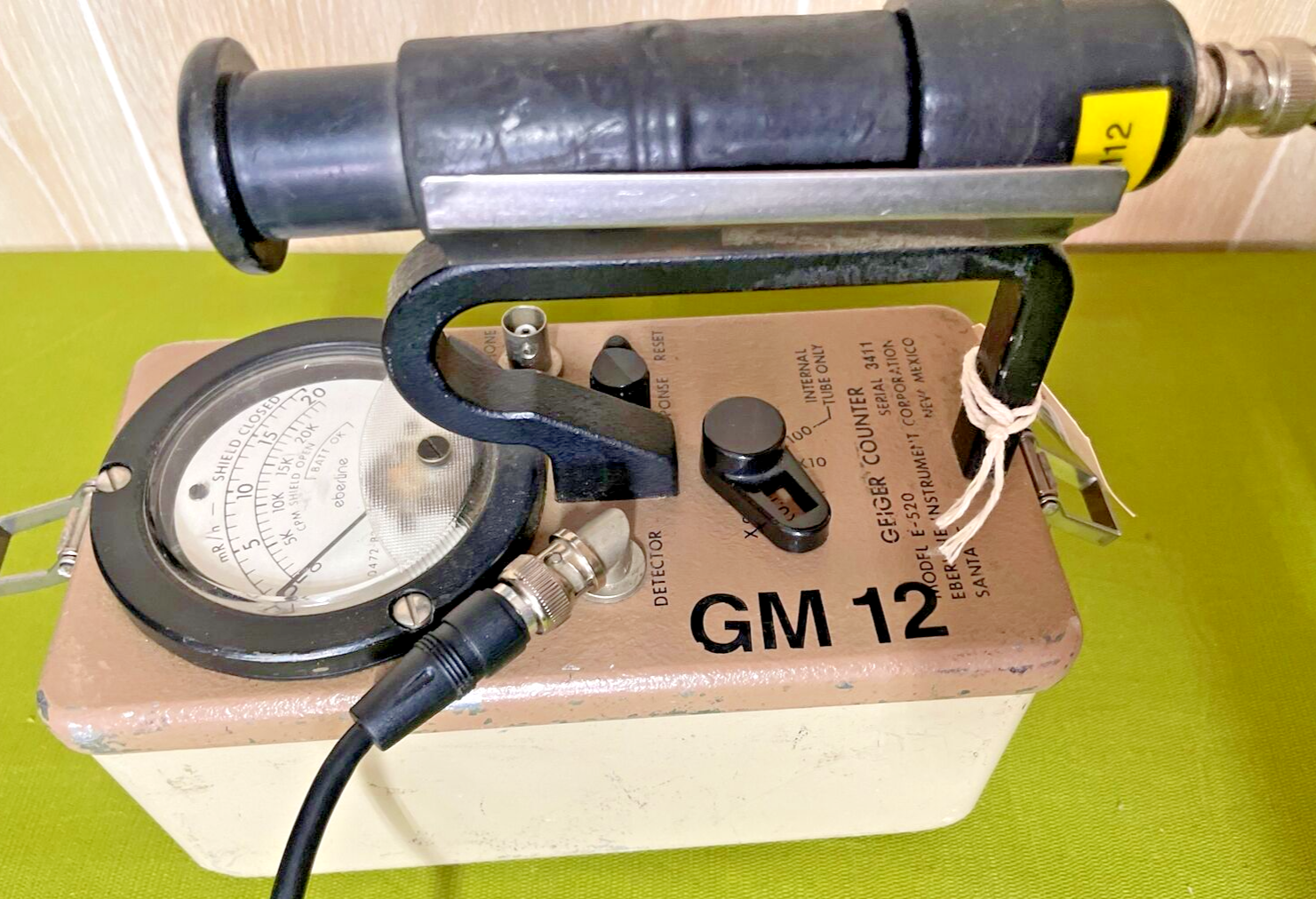 Eberline E520 Radiation Geiger Counter Meter with HP270 Probe