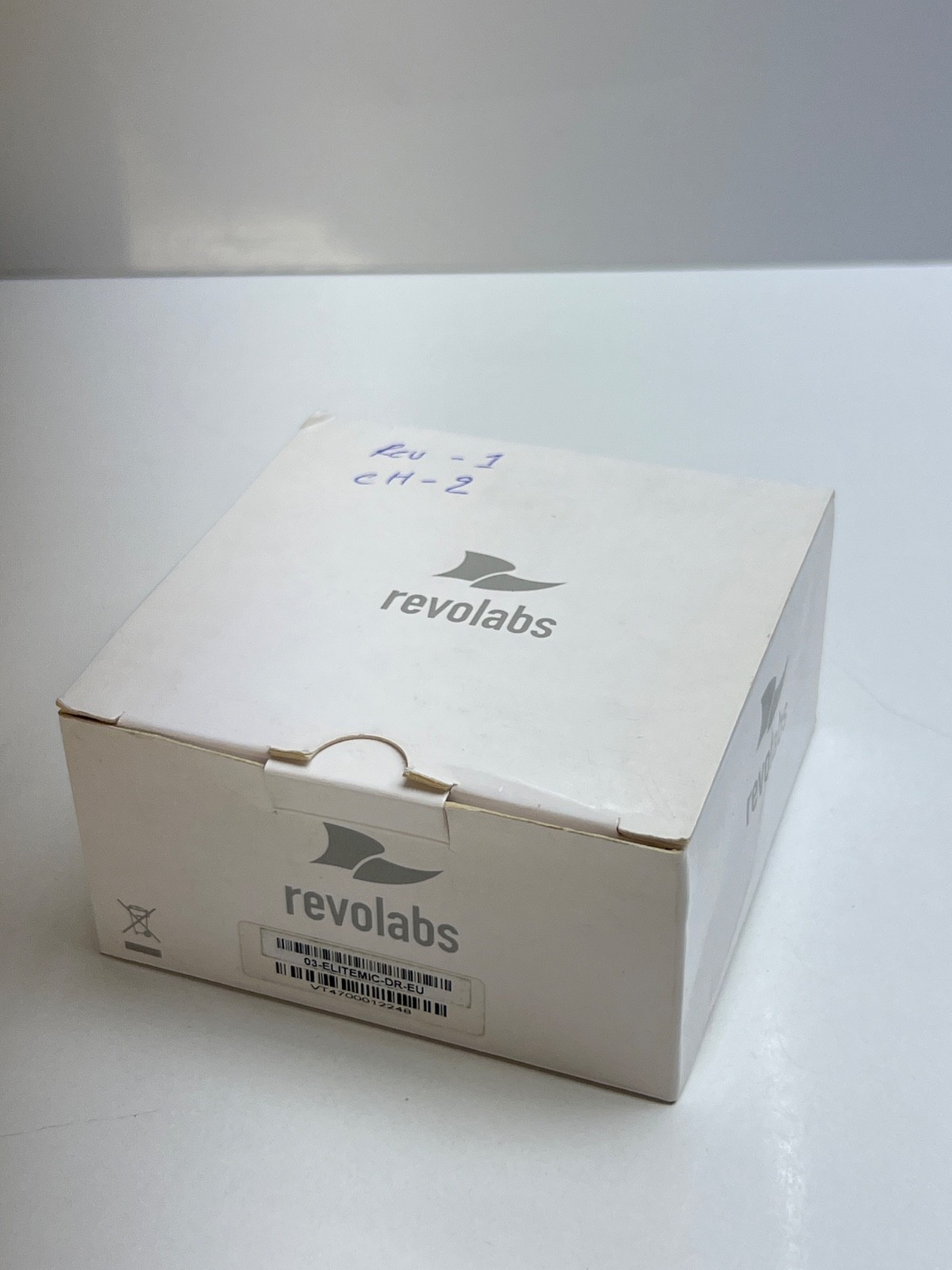 Revolabs 03-ELITEMIC-DR-EU Wireless Tabletop Directional Microphone