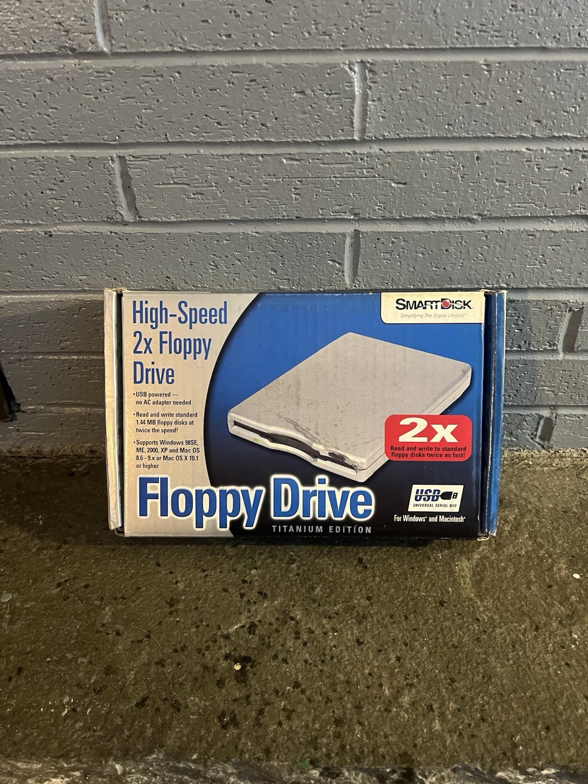 Smart Disk Fd-05PUB USB External 3.5" 1.44 MB Floppy Disk Drive -sealed New