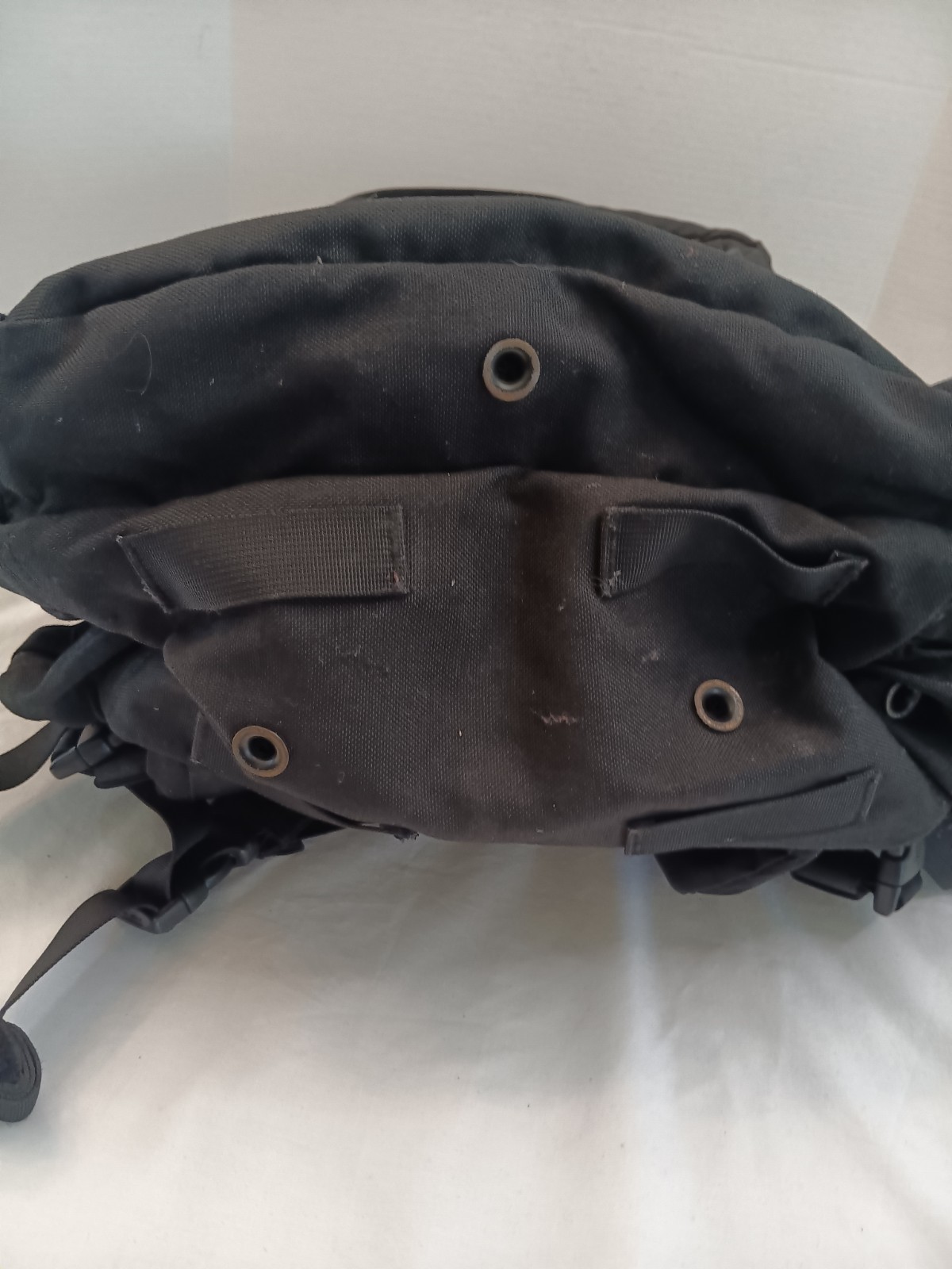 CAMBELBACK MAXIUMUM GEAR BFM LARGE TACTICAL BLACK HIKING BACKPACK NO BLADDER