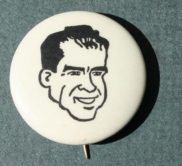 Richard Nixon Caricature Cartoon Image Black White Celluloid Pinback Pin RARE +