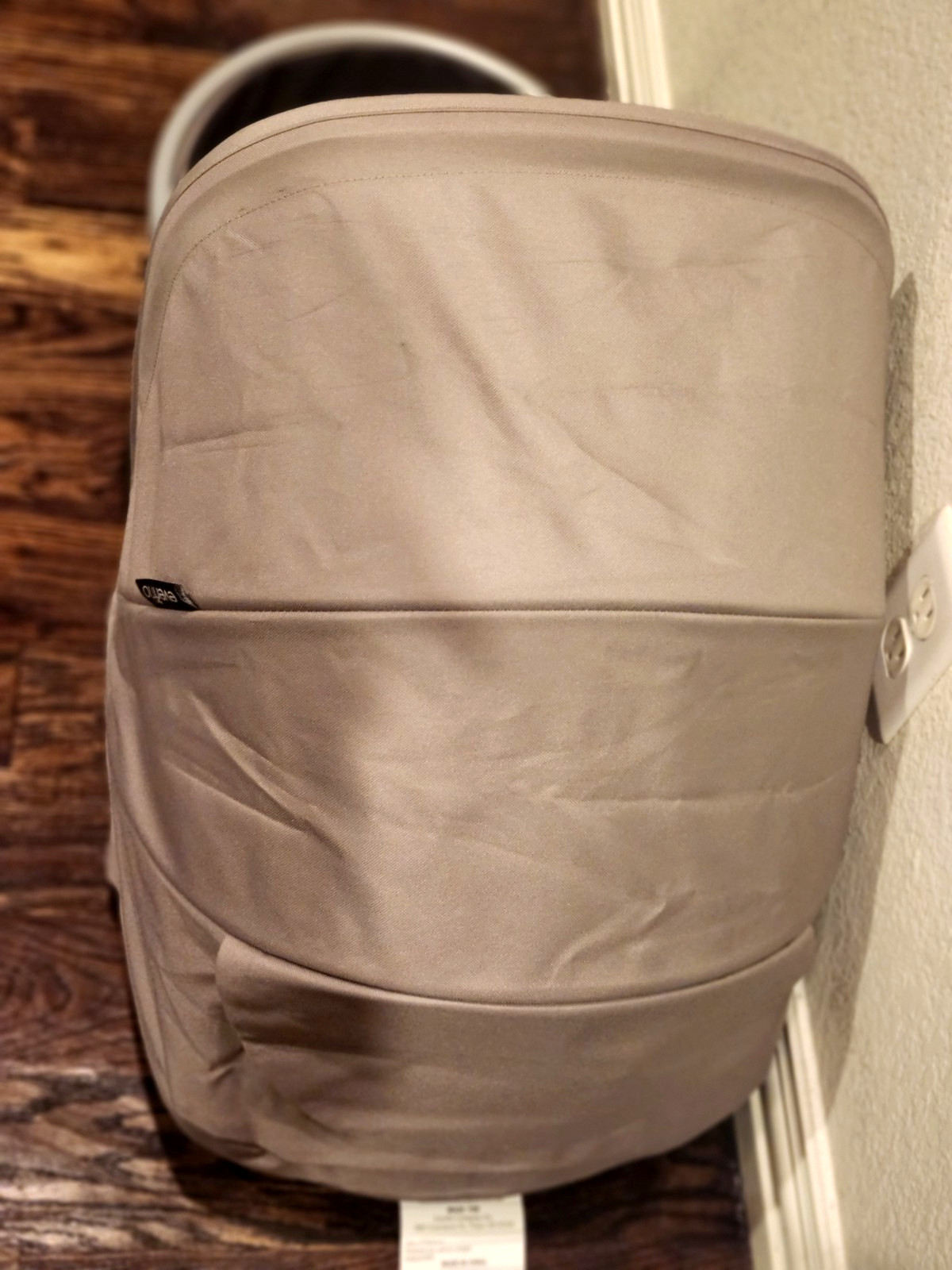 NEW - Evenflo Pivot Modular Travel System Sandstone BASSINET ONLY