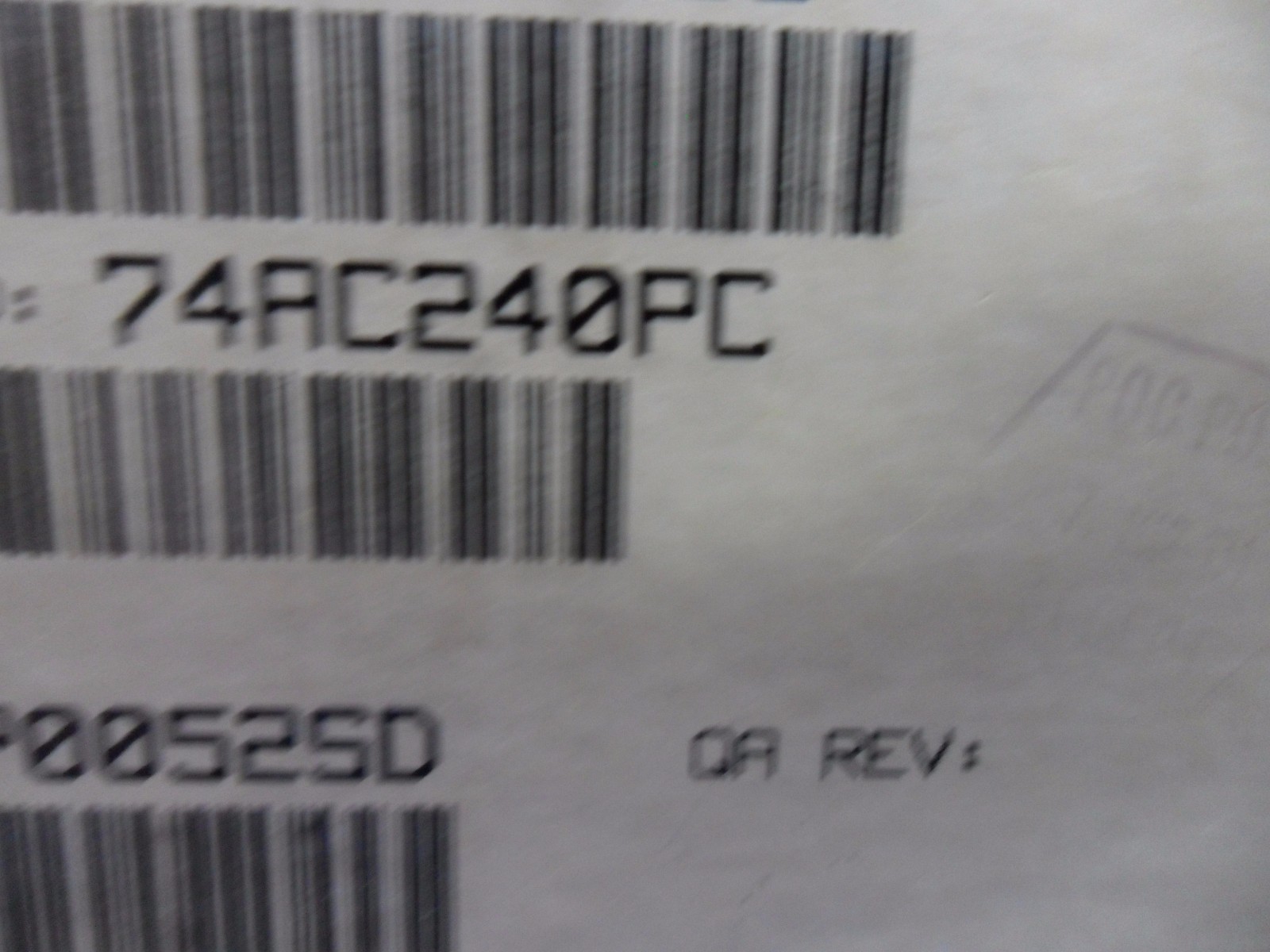 74AC240PC IC OCTAL BUFFER LINE DRIVER 20-PIN DIP ( 10 pcs PER LOT)
