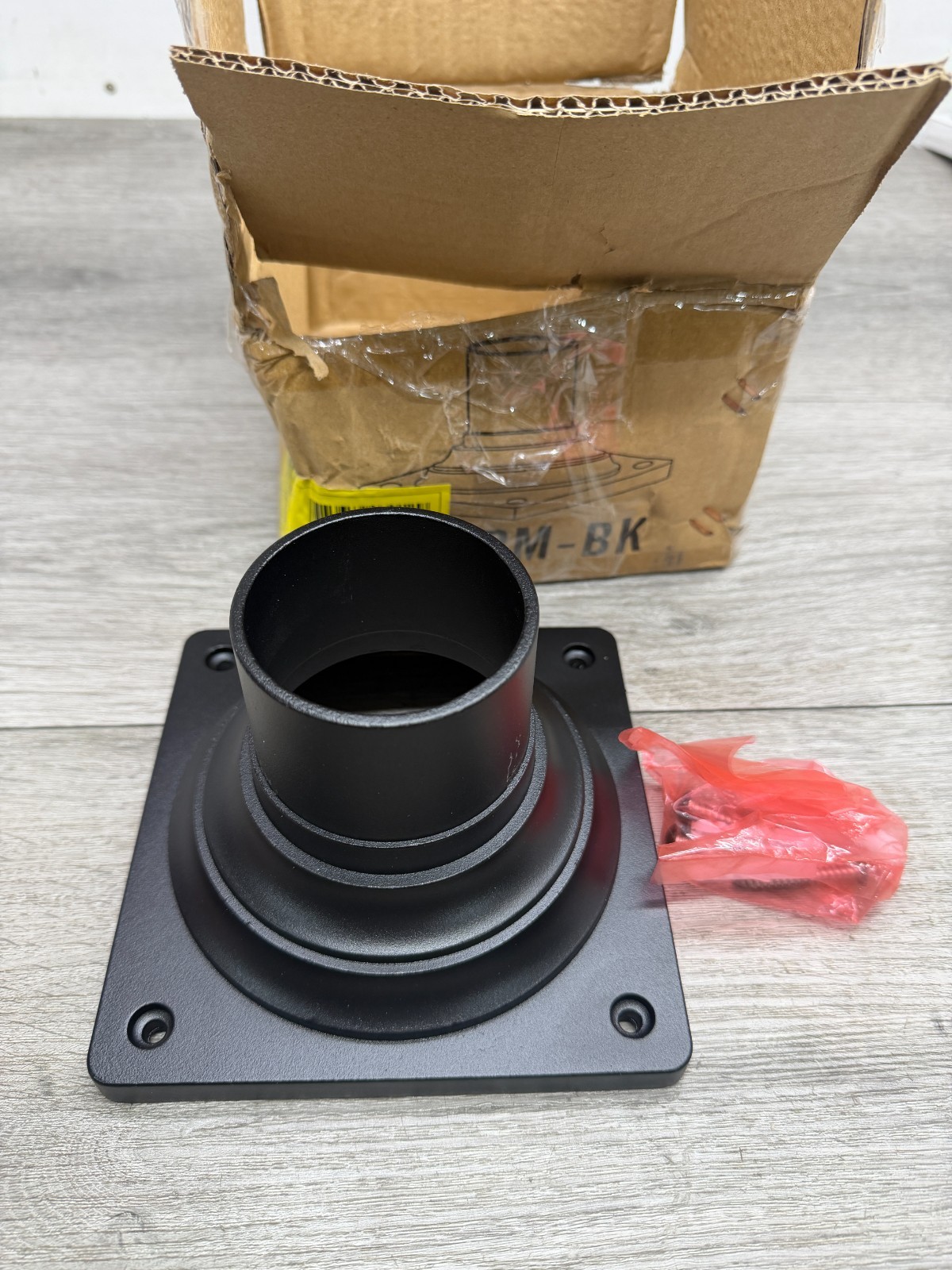 Z-Lite Black Aluminum Outdoor Pier Mount Base with Fitter Diameter 533PM-BK