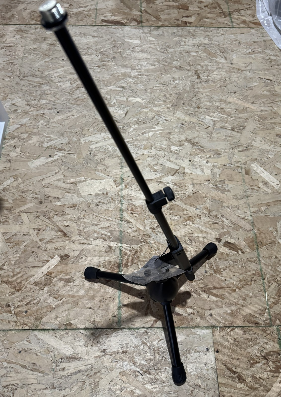 Konig & Meyer Microphone Stand - Model 25950 Extra Low Design #1