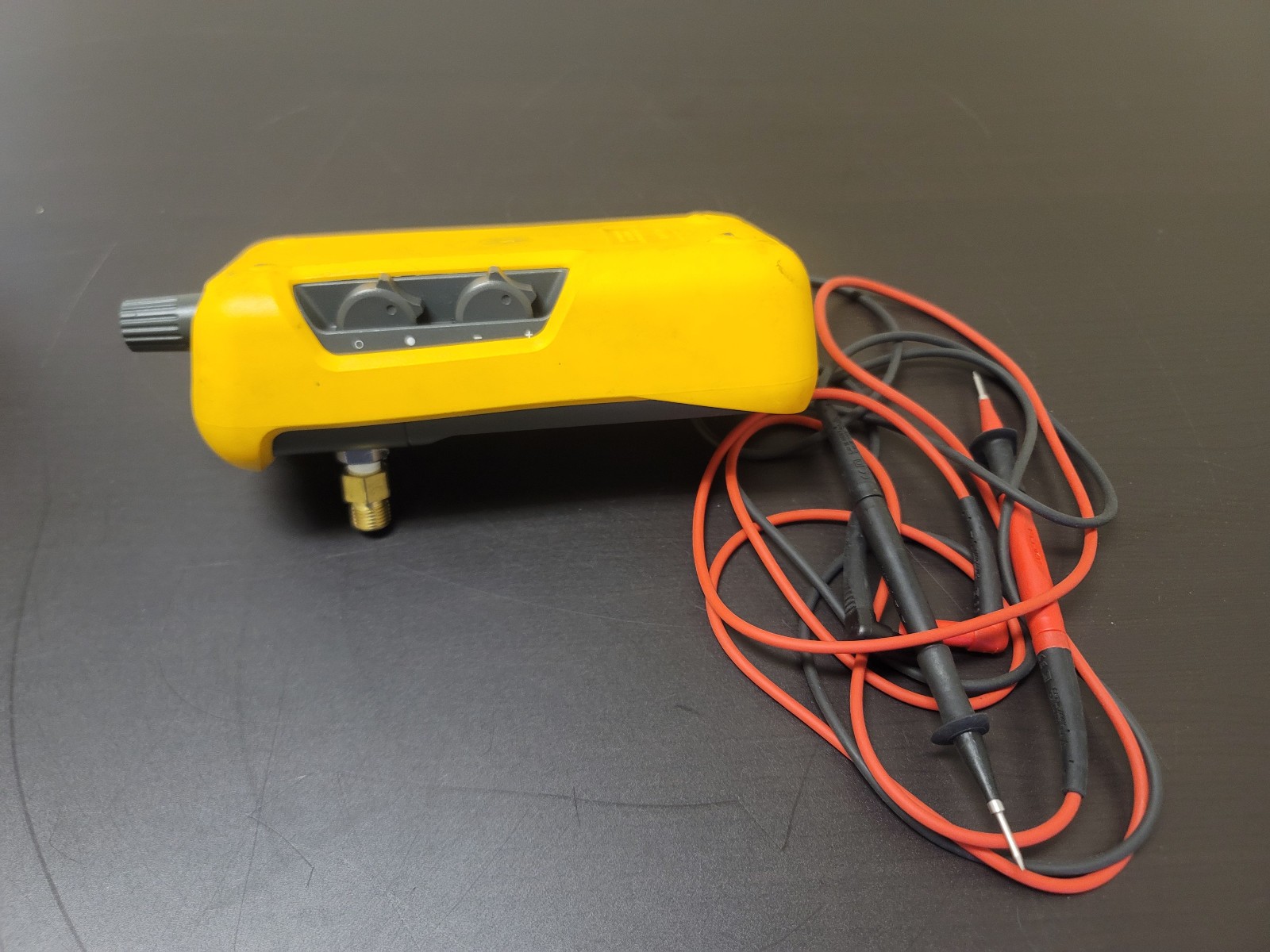 FLUKE 719 30G W/ LEADS
