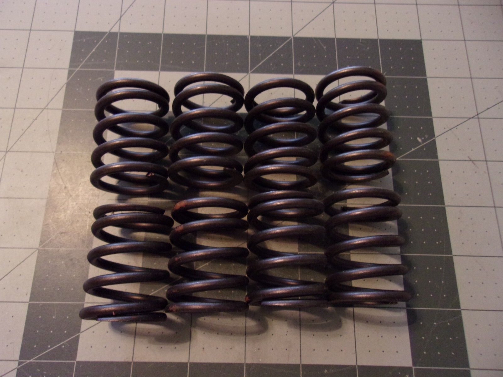 SBI 160-1498 (8) Valve Spring Caterpillar 3054 L4 244CI 4.0L Diesel Turbo