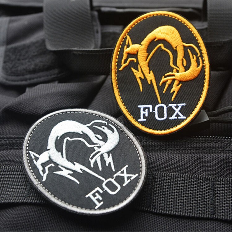 2Pcs FOXHOUND Metal Gear Solid Cosplay Snake Big Boss Hook Loop Patch Badge