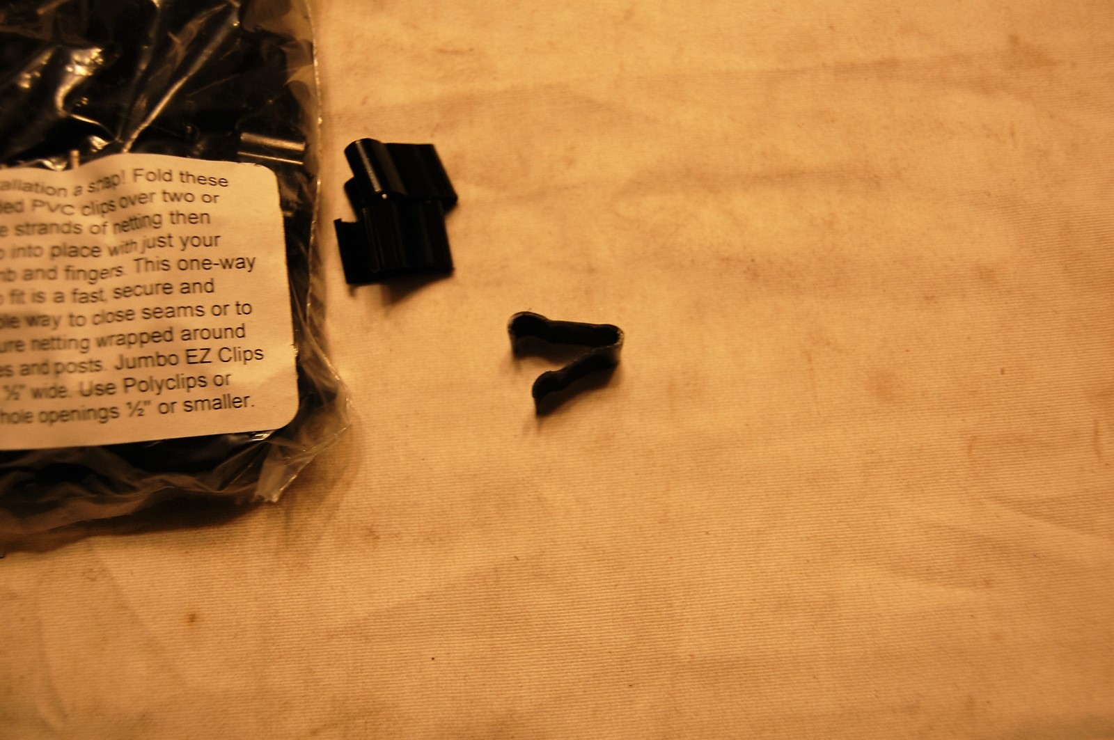 EZ Clips For Netting Installation (100 Clips)