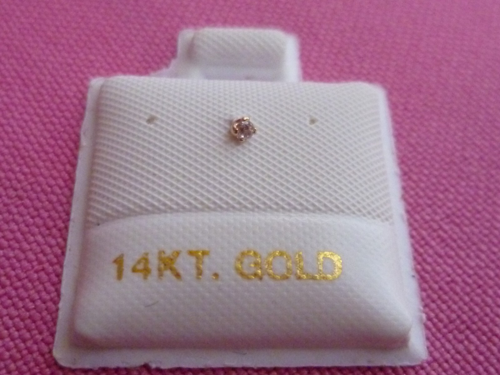 14k Yellow gold Mini Nose stud W/zircon