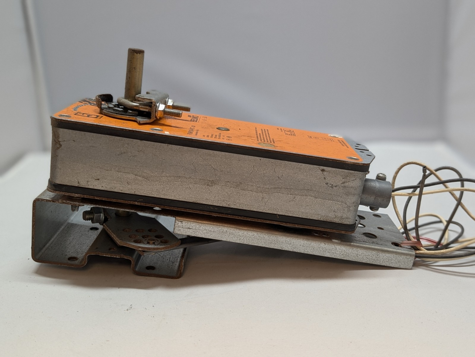 Belimo Damper Actuator FSNF24-FC US Spring Return, Fire & Smoke