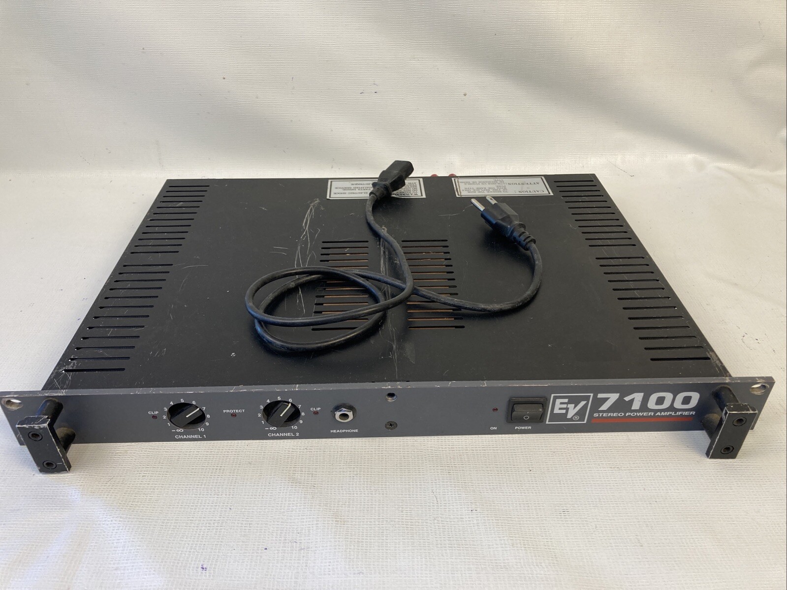 Electro Voice EV 7100 Stereo Power Amplifier Powered On, No Further Testing Done