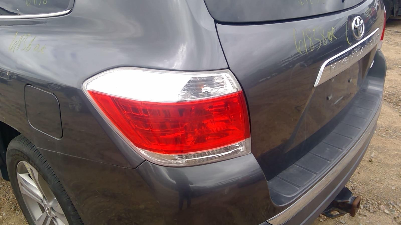 Used Floor Jack fits: 2011 Toyota Highlander Grade A