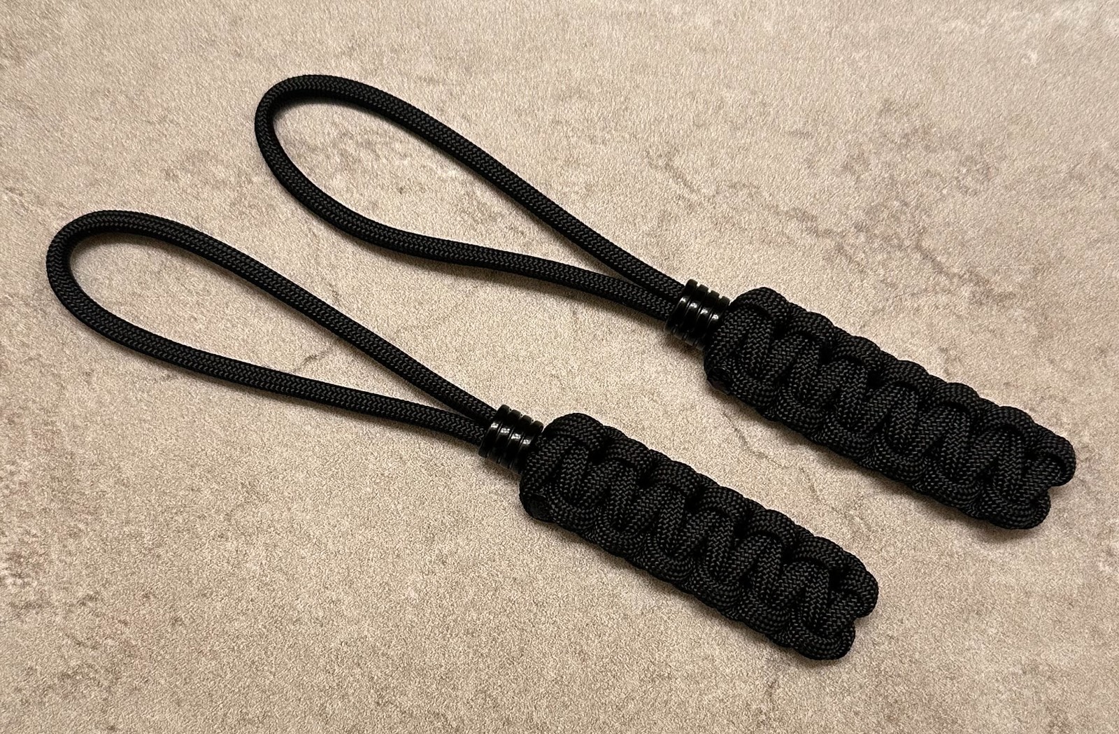 SET OF 2 KNIFE 6" LANYARDS BLACK 550 PARACORD WITH BLACK STAINLESS STEEL COLUMNS