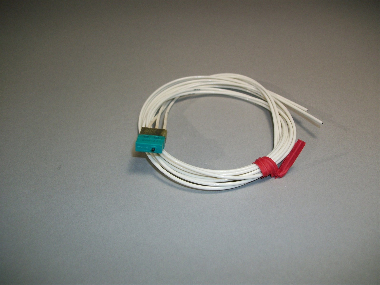 C & K 5930-00-013-9564 .700" Sq Micro Sensitive Switch ON/OFF T7-200 - Lot of 10