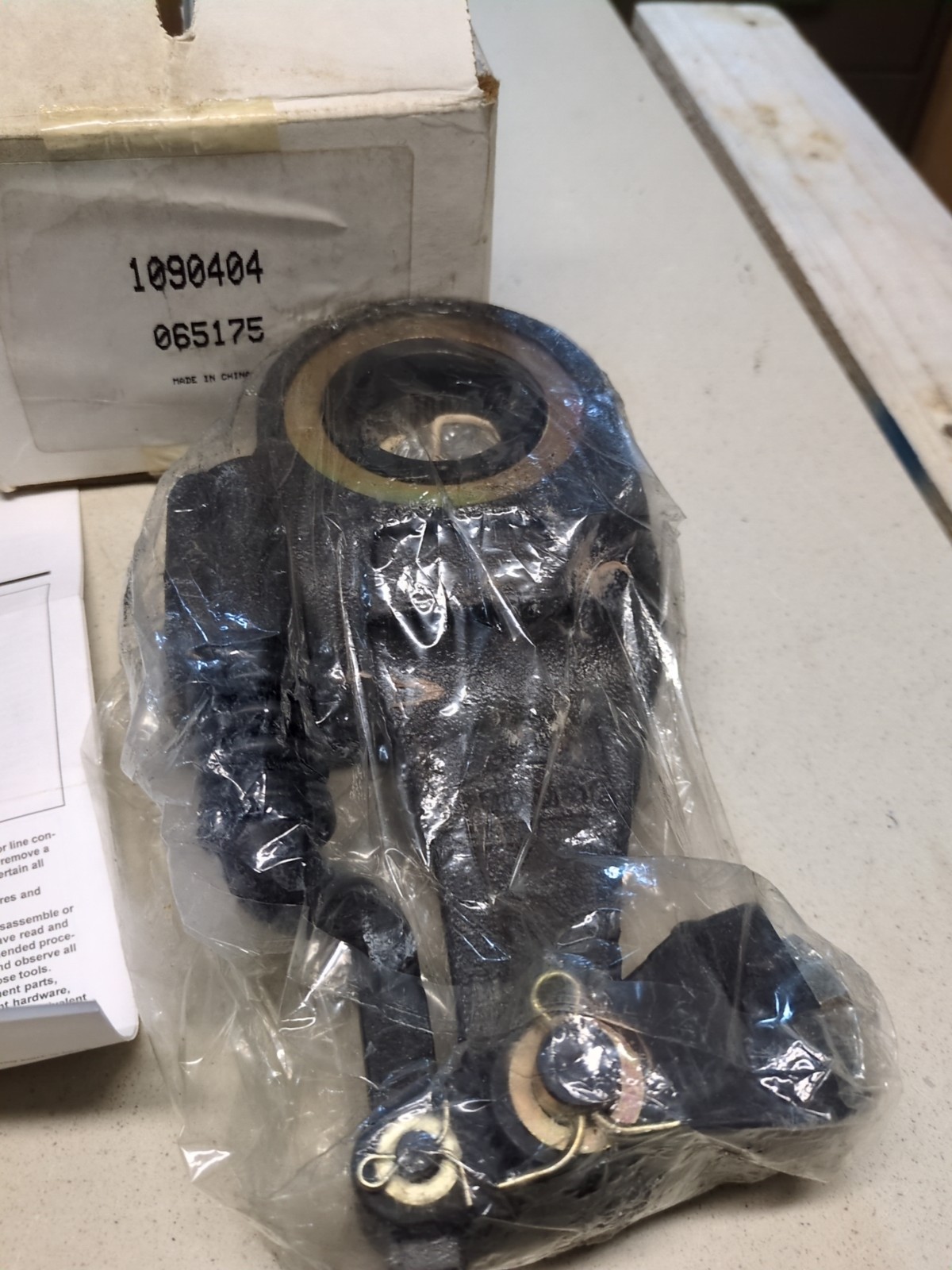 Genuine Bendix Automatic Slack Adjuster 065175 (NOS)