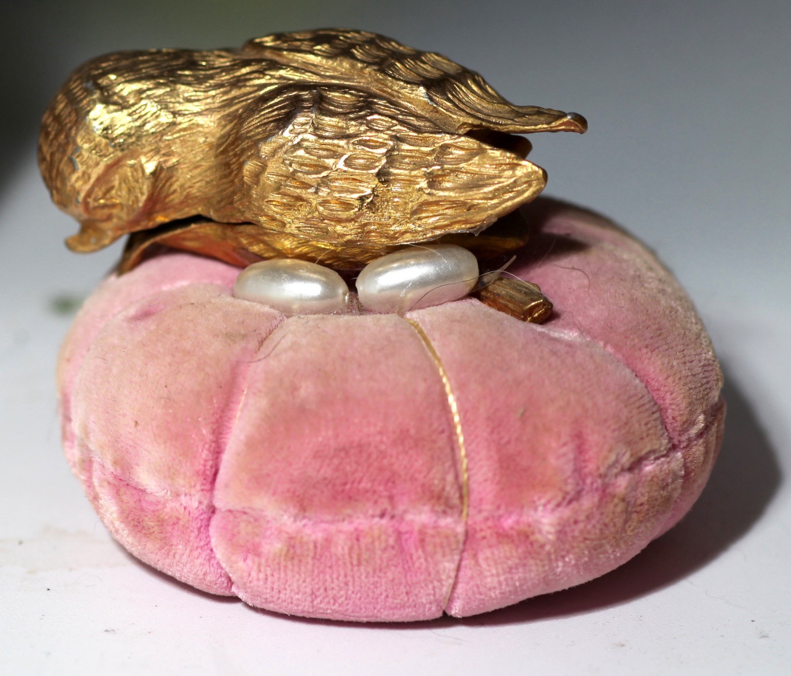 Vintage Golden Bird Figural Pink Velvet Pincushion Antique