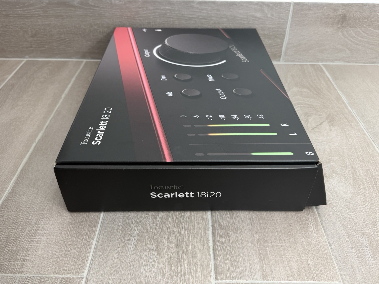 Focusrite Scarlett 18i20 4th Gen USB Audio Recording Interface Excellent