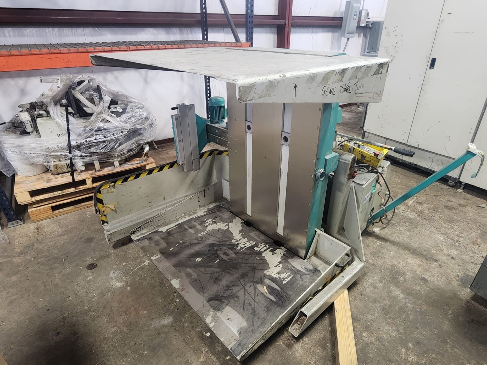 2002 Manfred Rachner R 100 P/A R+S Pile Turner with Jogging & Aeration