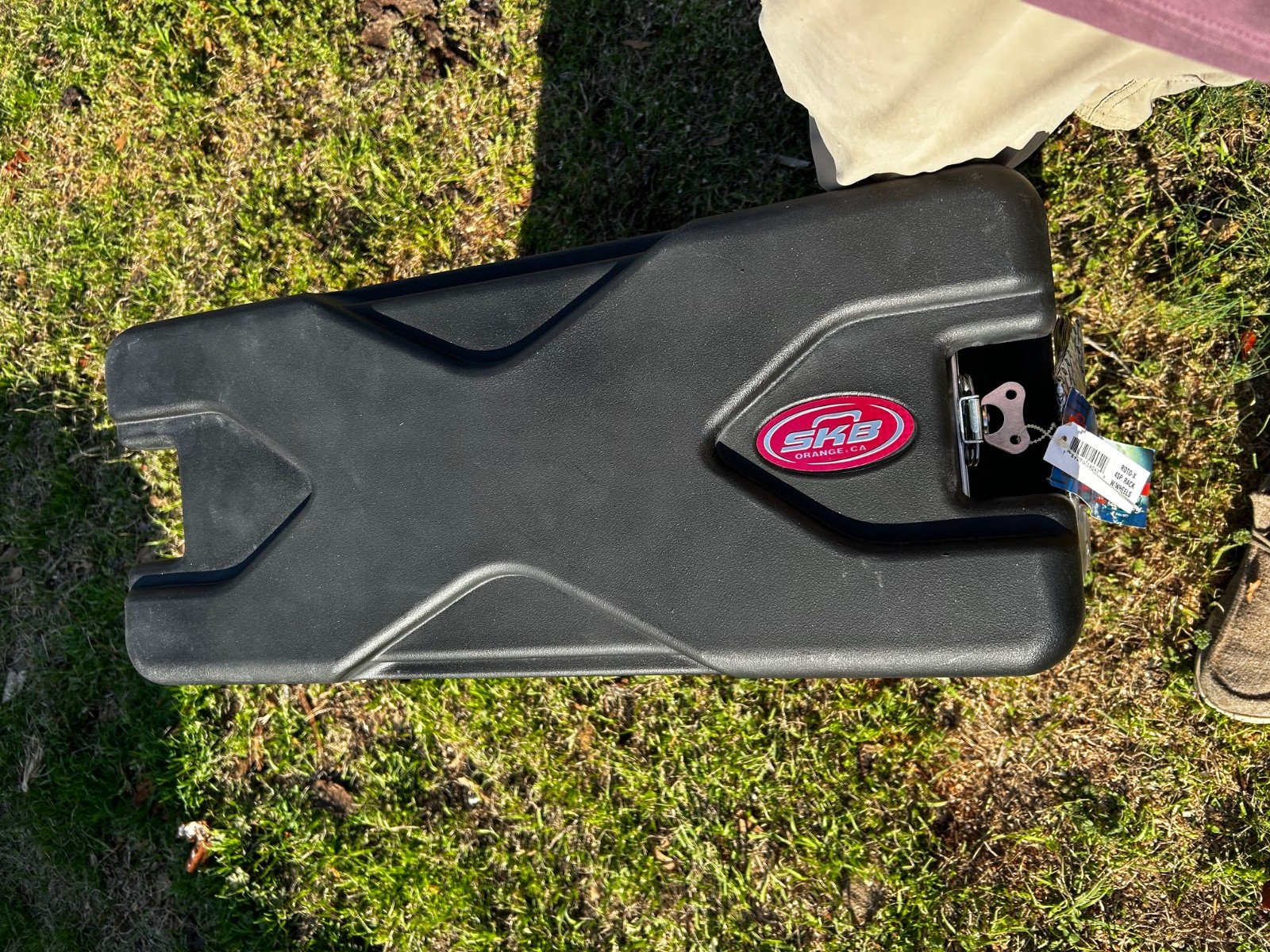 SKB Roto X 4SP Rolling Rack Case w/wheels