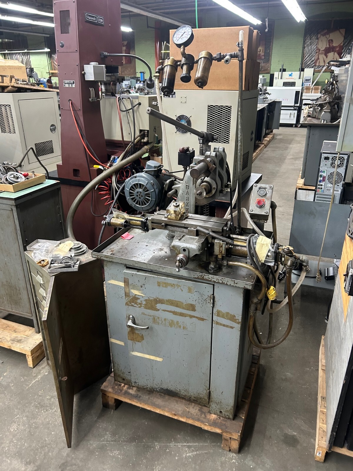 Barker Horizontal Production Mill Model PM With Cabinet Base, Pneumatic Feeds