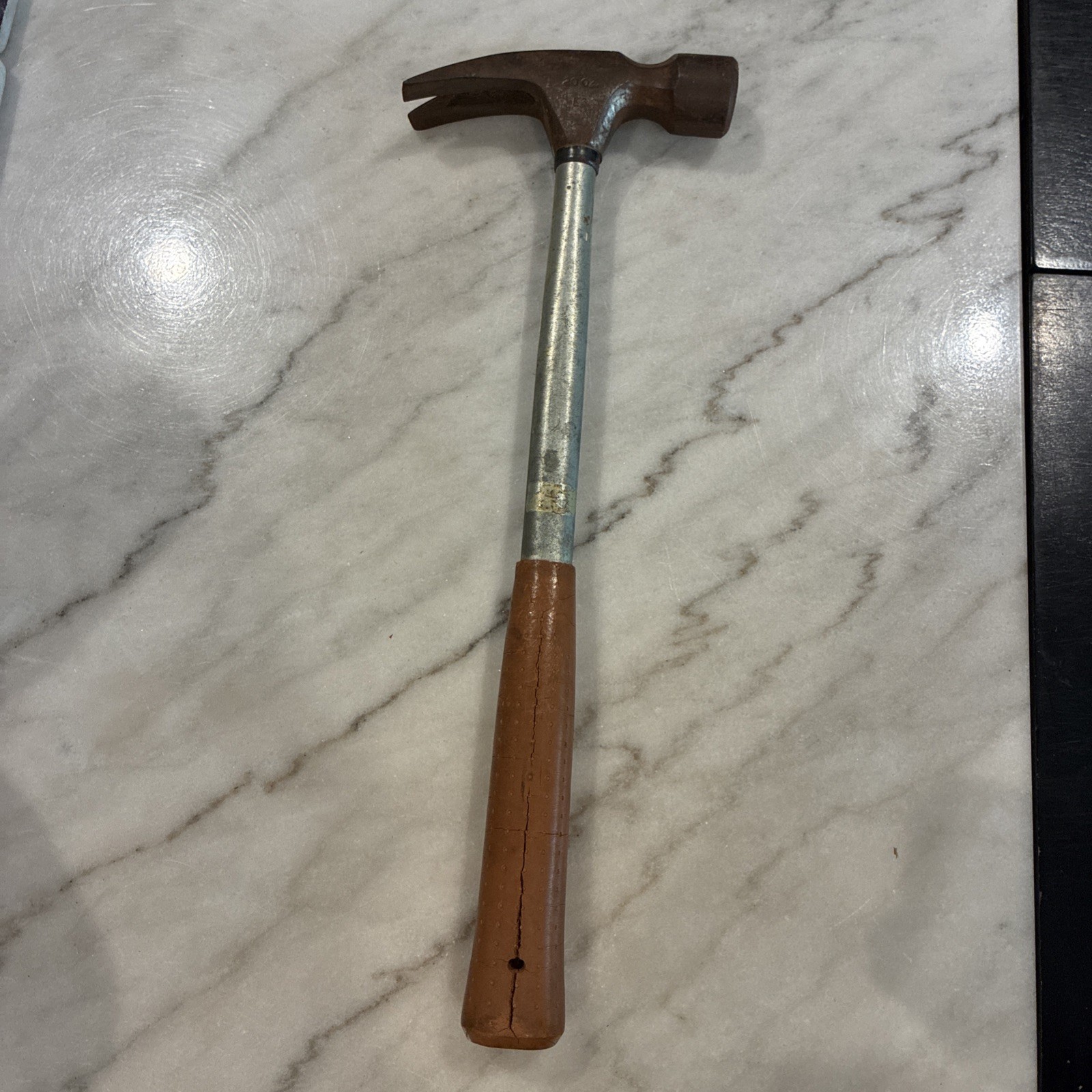 Vintage Blue Grass 20 OZ Straight Hammer w/Original Handle Belknap-Louisville