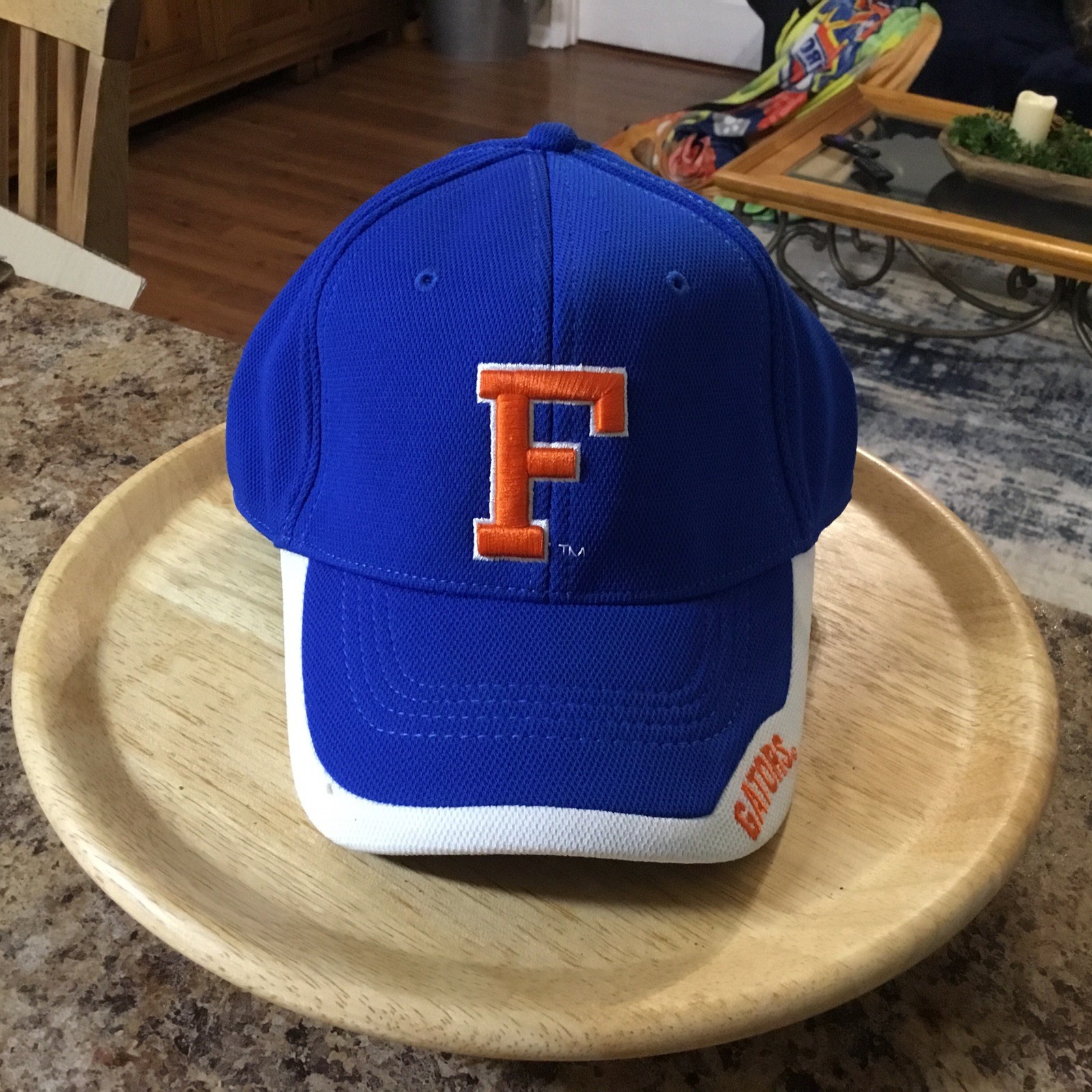 Florida Gators NCAA Twin Enterprises Flex Fit Cap L/XL NWT Free Ship Blue/White