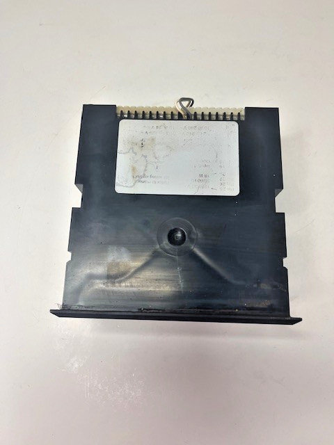 Durant Model 5882-7 Part 58827-400 Controller Batch Count Rate Totalizer EATON