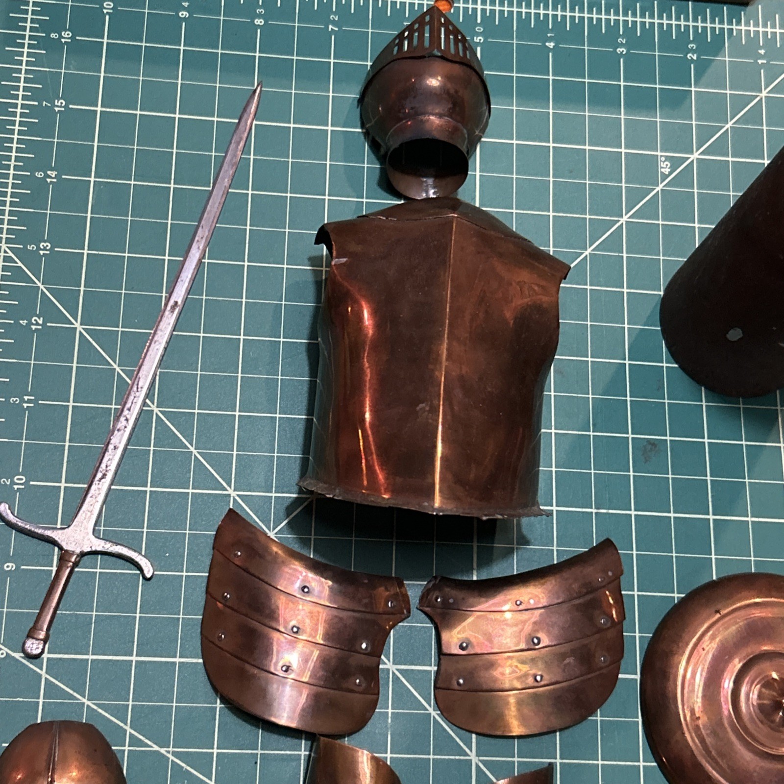 1930s-60s 12” Copper Mini Knight Armor Set + Sword Shield & Steel Stake Anvil