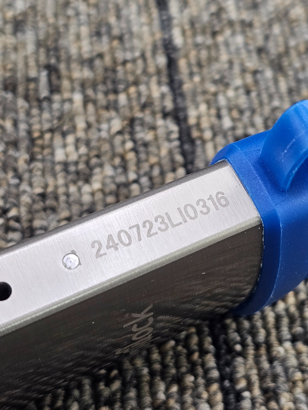 BenjiLock BJL207SS-40 Outdoor Fingerprint Padlock- Satin Nickel - 40mm Blue