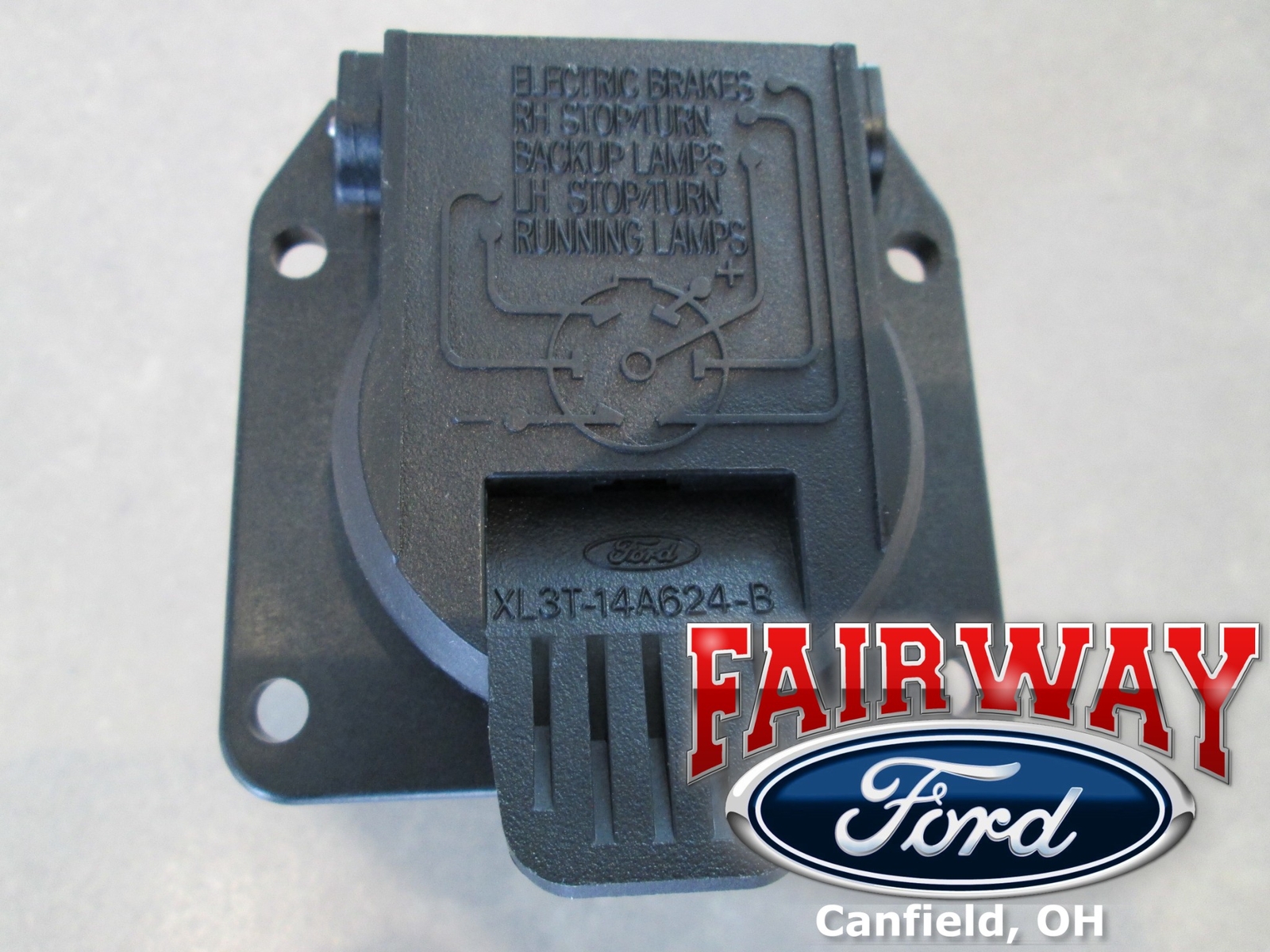 99 thru 07 F-150 OEM Genuine Ford Trailer Tow Hitch Wiring Connector Plug 7-Pin