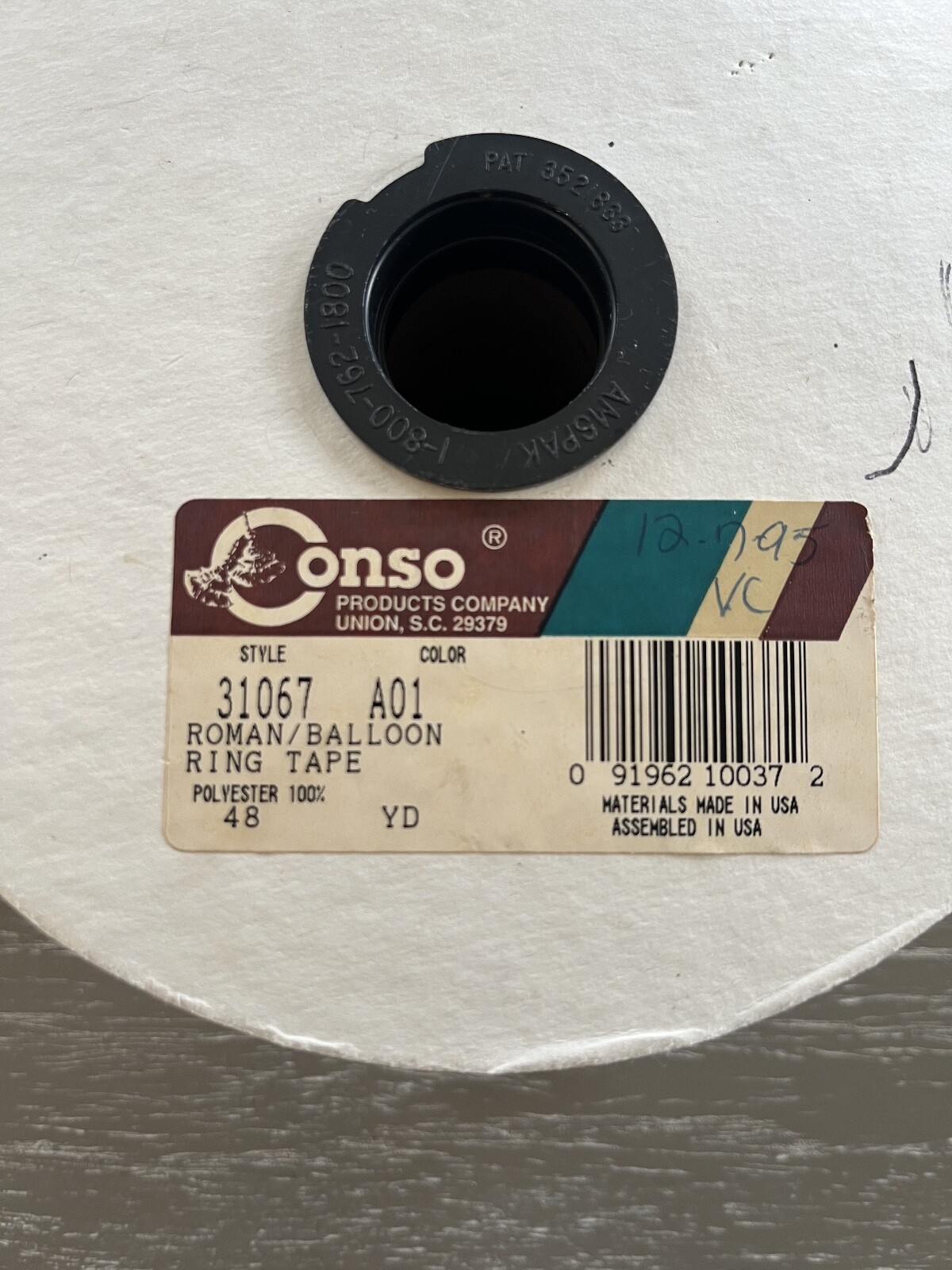 Vintage CONSO 19 YARDS ROMAN / BALLOON WHITE RING TAPE