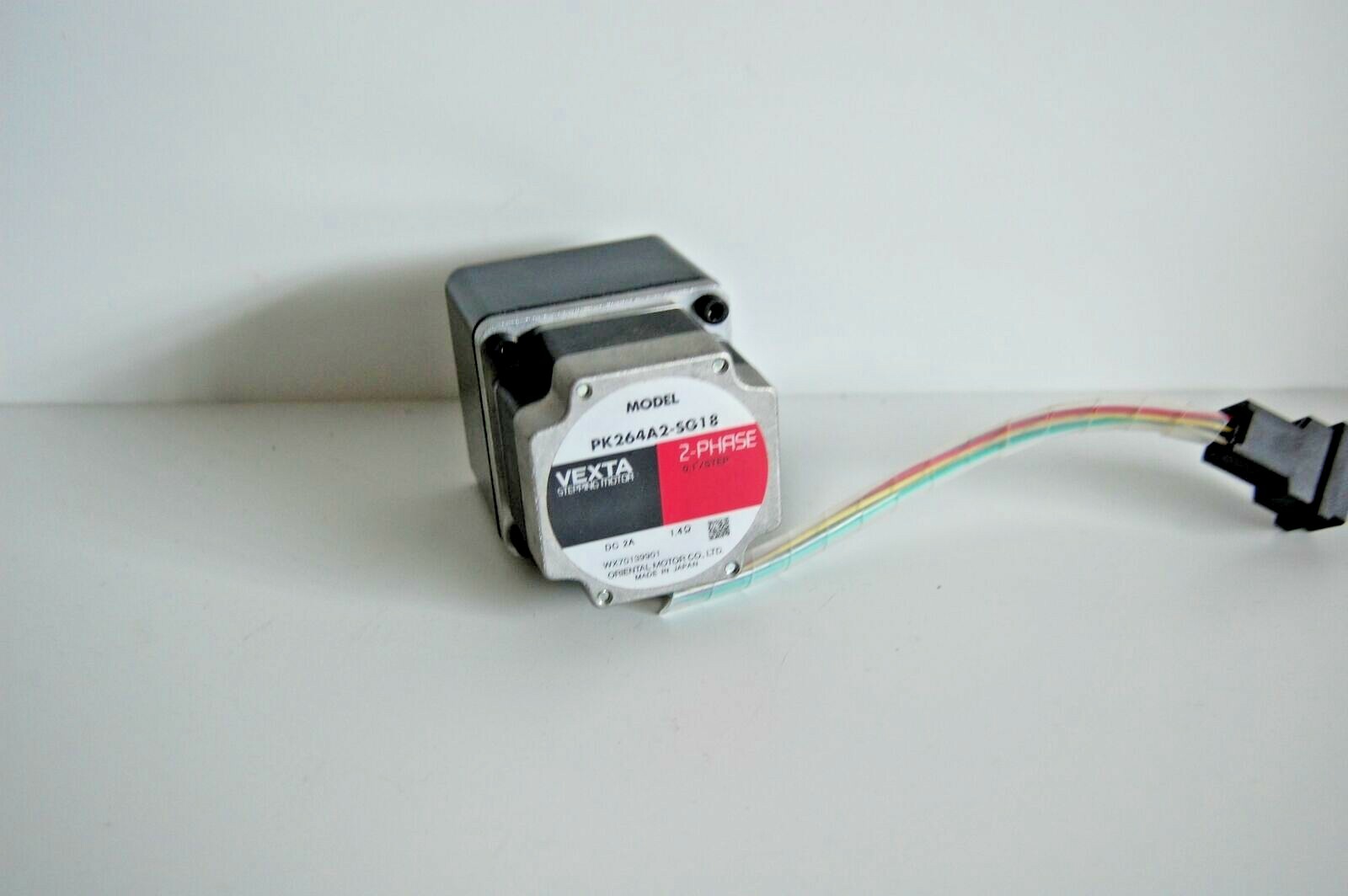 VEXTA Stepper Motor 2Phase PK264A2-SG18