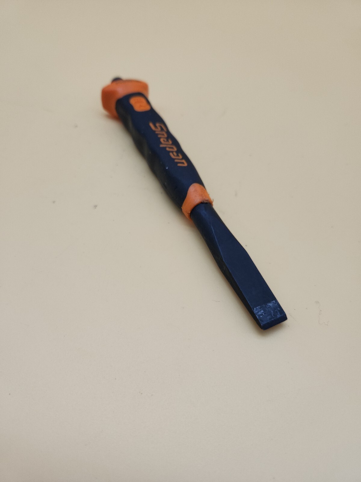 Snap-on Tools Soft Grip 3/8" Flat Edge Chisel PCSG812O ORANGE