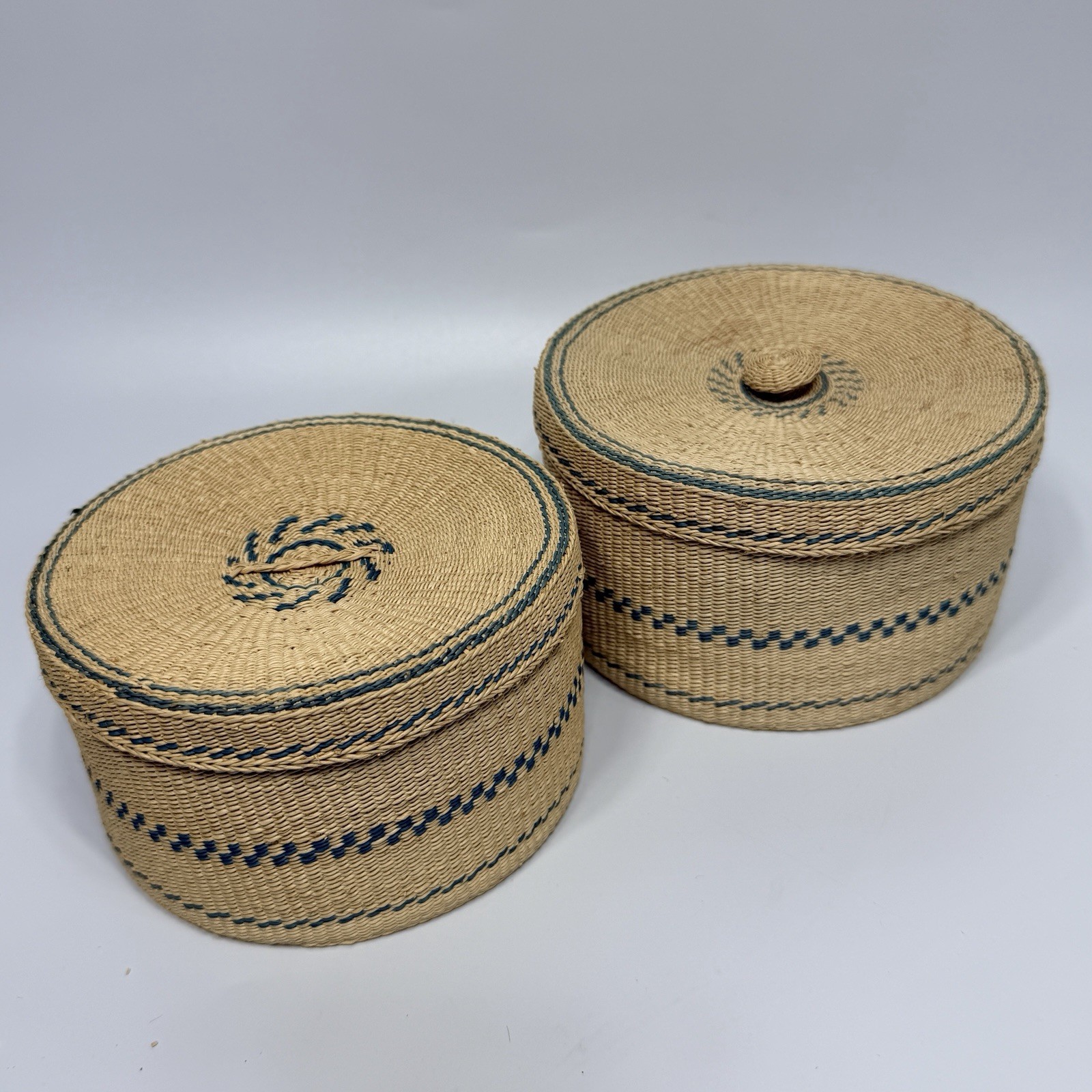Set 2 Beige Teal Green Tightly Woven Nesting Baskets Lids Boxes Round 5.75" Boho