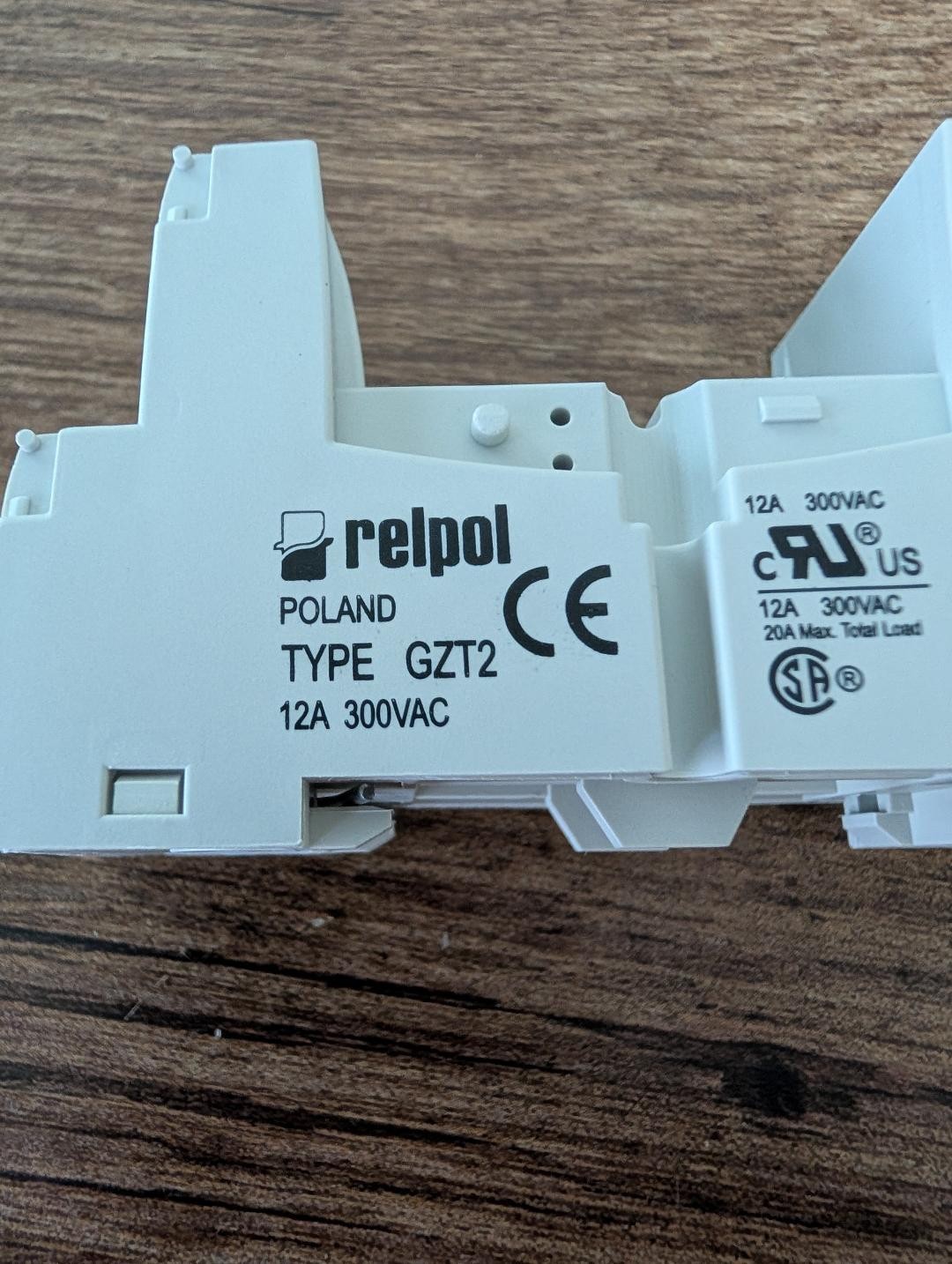 RELPOL GZT2 Relay base (b6)