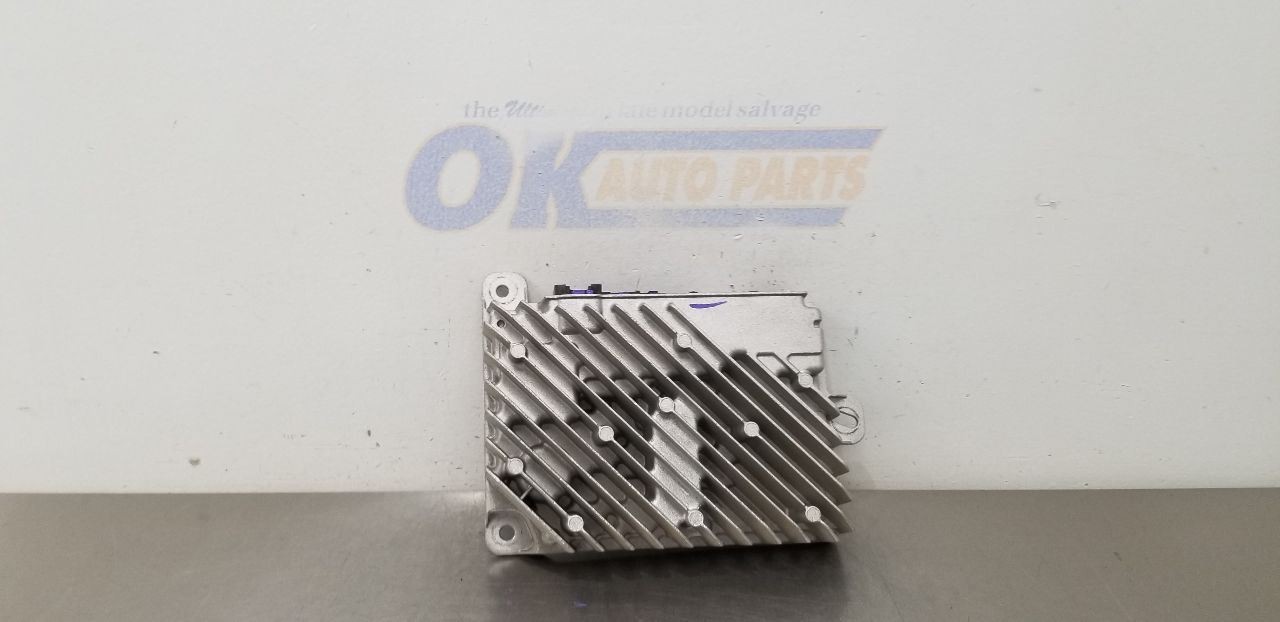 21 GMC SIERRA 2500 RADIO AUDIO AMP AMPLIFIER 84813325