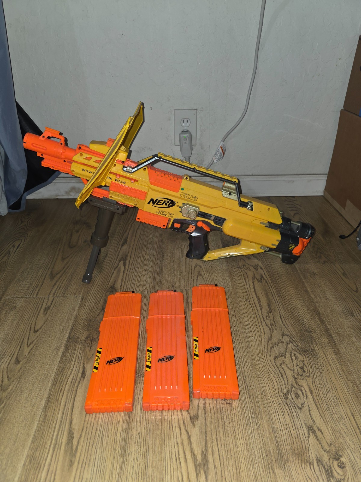 Nerf N-Strike Stampede ECS Motorized Blaster Gun w/ all accessories (untested)