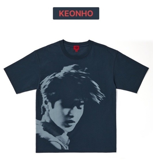 CORTIS 'PUT YOUR PHONE DOWN' Tour Photo T-Shirt Keonho M Size (limited/soldout)