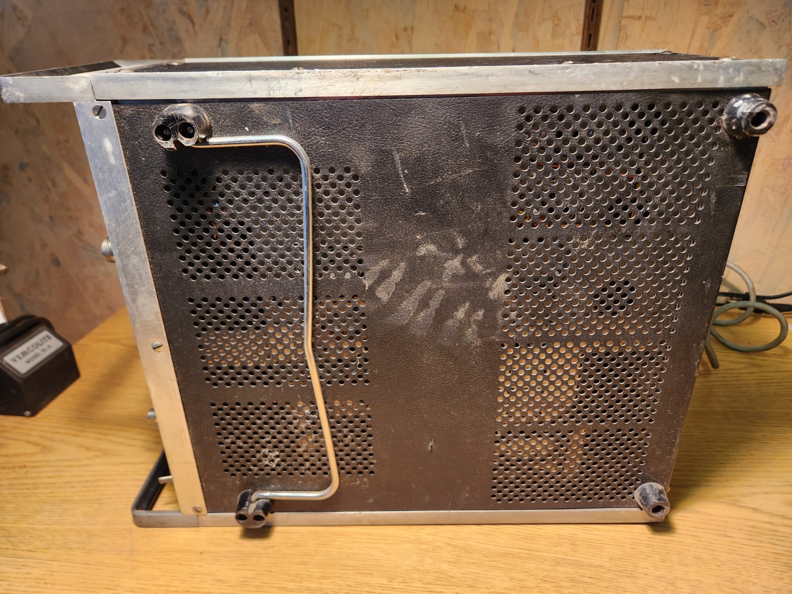 WAVETEK 3000 SIGNAL GENERATOR, Untested for repair
